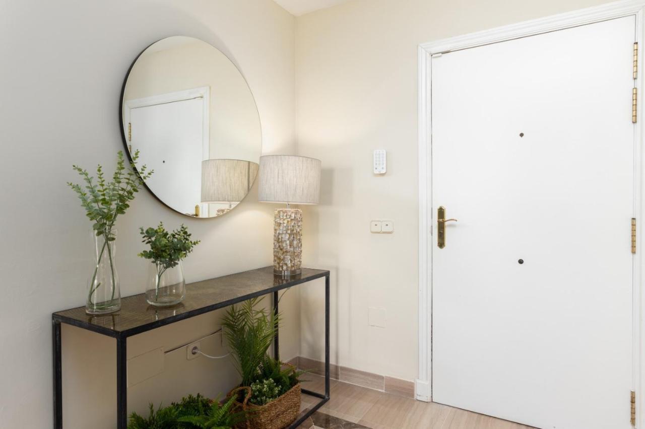Homeforguest Front Line Beach Apartment In Hacienda Playa Marbella Bagian luar foto